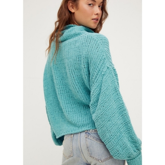 FREE PEOPLE - Be Yours Cowl Sweater Emerald Aura - Picture 4 of 6